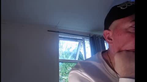 Snapshot of brodiecagney chatting on 11-08-25, 09:09 brodiecagney online show from 11-08-25, 09:09