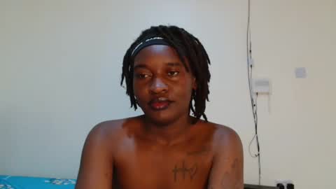 broken_haloo online show from 04-17-26, 07:55