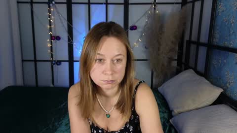 Snapshot of brooke_evans_ chatting on 01-05-25, 01:04 Brooke online show from 01-05-25, 01:04