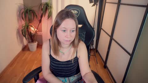 Snapshot of brooke_evans_ chatting on 01-17-25, 08:55 Brooke online show from 01-17-25, 08:55