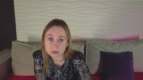 Snapshot of brooke_evans_ chatting on 02-11-25, 11:54 Brooke online show from 02-11-25, 11:54