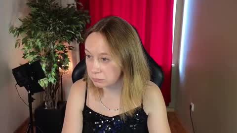Snapshot of brooke_evans_ chatting on 09-10-25, 12:38 Brooke online show from 09-10-25, 12:38