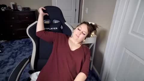 Snapshot of brookebee27 chatting on 02-28-25, 09:47 brookebee online show from 02-28-25, 09:47