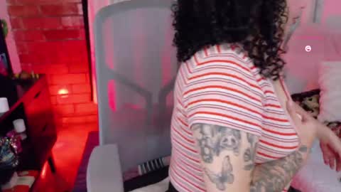 Snapshot of broonte chatting on 05-15-26, 11:23 Miss online show from 05-15-26, 11:23