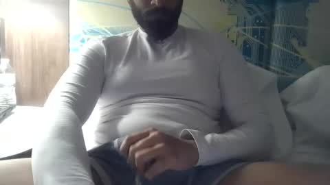 Snapshot of brownbd32 chatting on 02-05-25, 10:44 brownbd32 online show from 02-05-25, 10:44