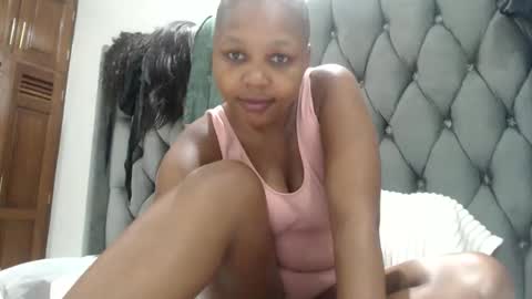 Snapshot of brownebonyagain chatting on 09-11-25, 02:33 bella online show from 09-11-25, 02:33