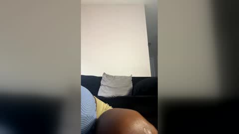 brownnnjuicy online show from 12-17-25, 02:12