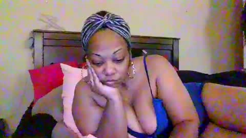 brownroundrenee online show from 06-28-26, 10:10