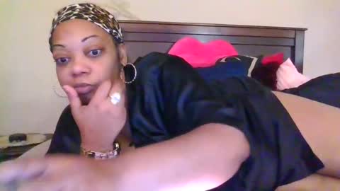 brownroundrenee online show from 07-05-26, 12:23