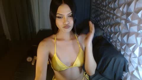 Snapshot of brownsausageroberta chatting on 01-07-25, 10:11 Roberta GODDESS OF PLEASURE AND SEXUALDESIRE online show from 01-07-25, 10:11