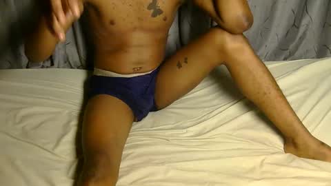 Snapshot of brownslim2 chatting on 06-01-26, 06:53 yas AND MILLA online show from 06-01-26, 06:53