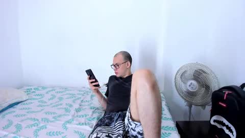Snapshot of bruce_kane69 chatting on 03-08-25, 03:45 Bruce Kane online show from 03-08-25, 03:45
