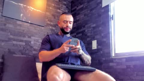 brucedallas online show from 09-20-25, 06:42