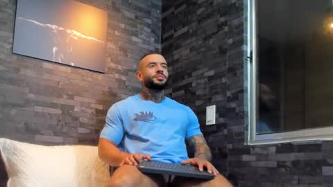 brucedallas online show from 10-16-25, 02:56