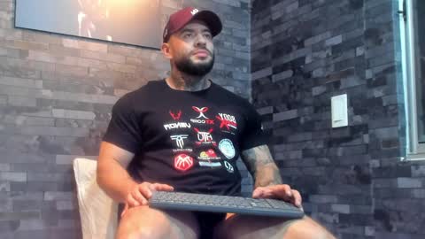 brucedallas online show from 06-08-26, 01:50
