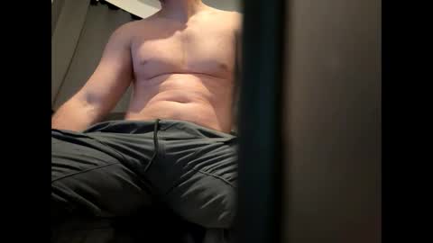 brucelogan80 online show from 09-25-25, 11:41