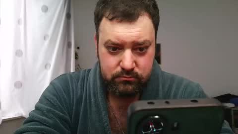 Bruce online show from 09-18-25, 04:42