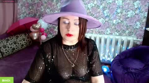 Julia online show from 04-13-26, 08:14