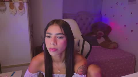 SARAH  online show from 04-14-26, 02:17