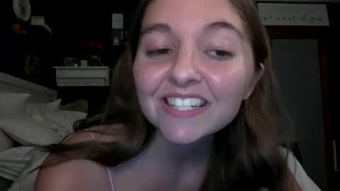 Snapshot of brunettebaby040 chatting on 10-08-25, 03:59 brunettebaby040 online show from 10-08-25, 03:59
