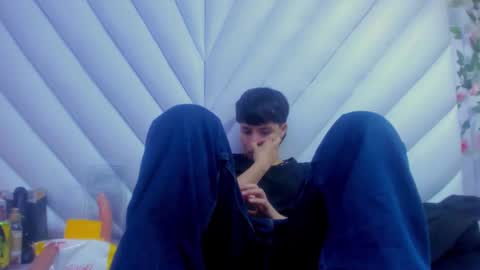 Bruno Cruz online show from 11-30-25, 04:49