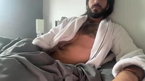 Sebastian online show from 04-19-26, 01:43