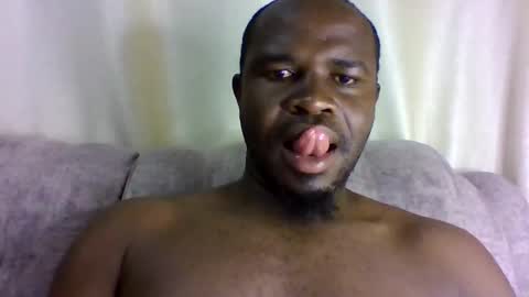 Snapshot of brusedarling chatting on 05-05-26, 04:31 brucedarling online show from 05-05-26, 04:31