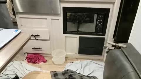 Snapshot of brushsquach chatting on 01-18-26, 05:33 Steve... aka SkinnieDippin aka TimberTramp online show from 01-18-26, 05:33