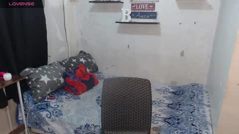 Snapshot of bryan_________ chatting on 07-25-26, 05:10 BRYAN JEMY online show from 07-25-26, 05:10