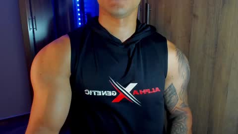 Snapshot of bryan_boy_ chatting on 01-29-25, 12:54 bryan online show from 01-29-25, 12:54