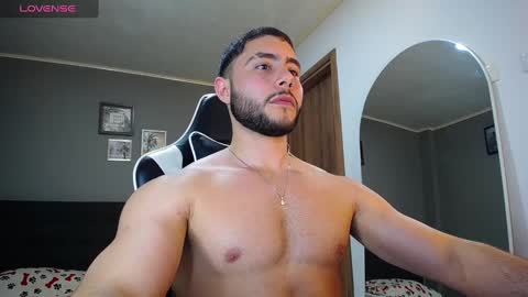 Snapshot of bryan_oficials chatting on 12-17-24, 05:18 bryan_oficials online show from 12-17-24, 05:18