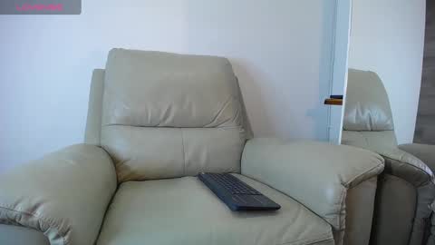 Snapshot of bryan_oficials chatting on 01-29-25, 04:58 bryan_oficials online show from 01-29-25, 04:58