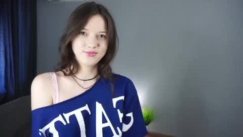 Snapshot of bryannavallely chatting on 05-23-26, 12:20 Kate online show from 05-23-26, 12:20
