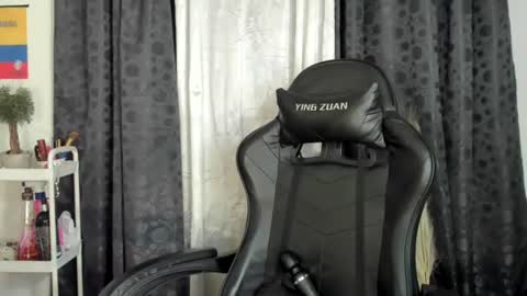 hot online show from 07-22-26, 04:54