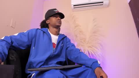 Bryxon  online show from 02-18-25, 03:21