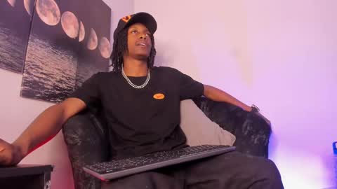 Bryxon  online show from 09-15-25, 03:45