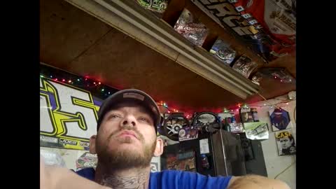 Snapshot of btown3095 chatting on 10-03-25, 03:03 btown3095 online show from 10-03-25, 03:03