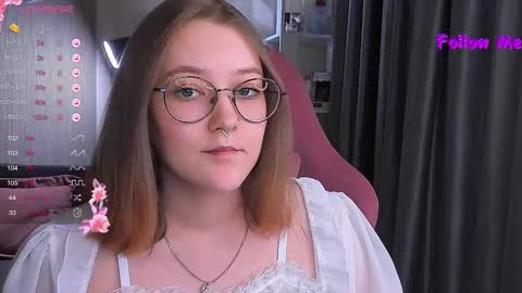 Snapshot of bubble_bunny chatting on 02-16-25, 01:14 Ruby online show from 02-16-25, 01:14