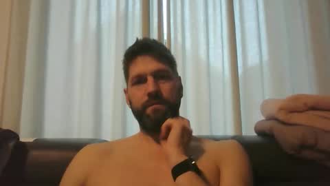 bubblebee1982 online show from 11-23-25, 01:22