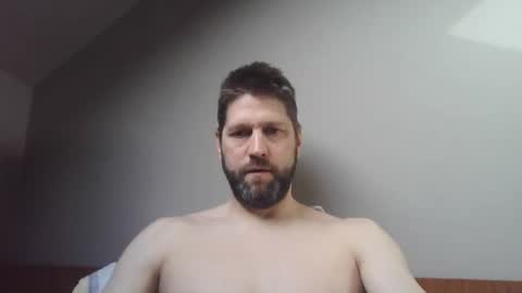 bubblebee1982 online show from 03-06-26, 07:49