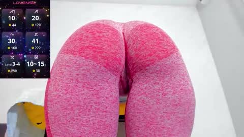 Snapshot of bubblebum4you chatting on 10-03-25, 11:51 bubblebum4you online show from 10-03-25, 11:51