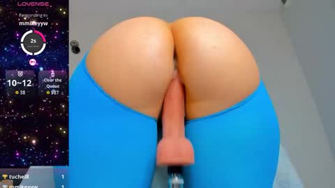 Snapshot of bubblebum4you chatting on 12-18-25, 11:16 bubblebum4you online show from 12-18-25, 11:16