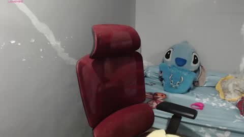 Snapshot of bubblebuttpinay chatting on 04-27-26, 11:58 Sunshine online show from 04-27-26, 11:58