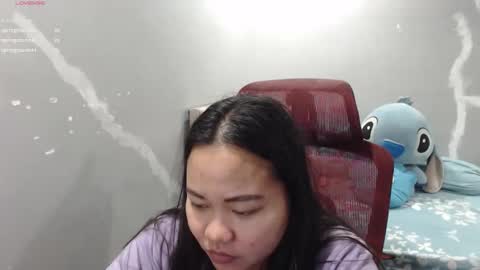 Snapshot of bubblebuttpinay chatting on 05-11-26, 04:04 Sunshine online show from 05-11-26, 04:04