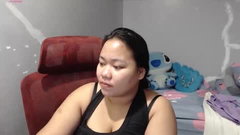 Snapshot of bubblebuttpinay chatting on 05-23-26, 01:26 Sunshine online show from 05-23-26, 01:26