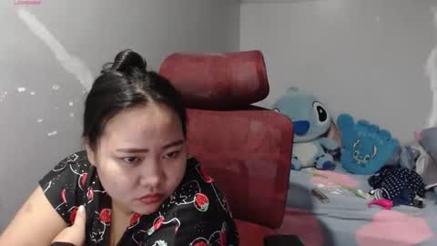 Snapshot of bubblebuttpinay chatting on 06-01-26, 11:56 Sunshine online show from 06-01-26, 11:56