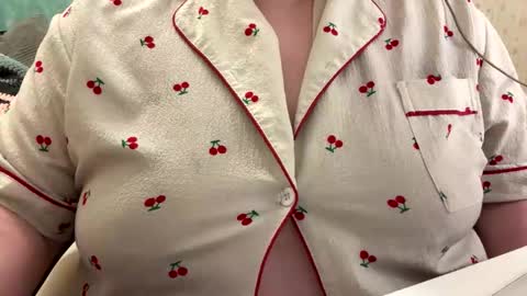 bubblegirl online show from 04-25-26, 02:36