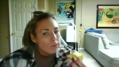 bubbles online show from 03-26-26, 02:50