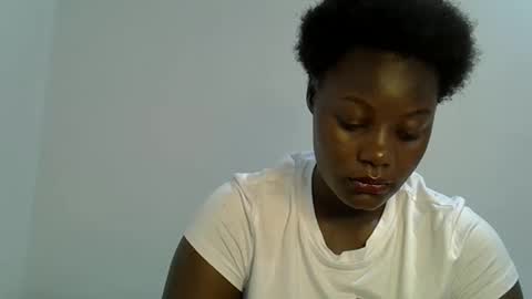 bubbly_ass30 online show from 03-08-26, 10:41