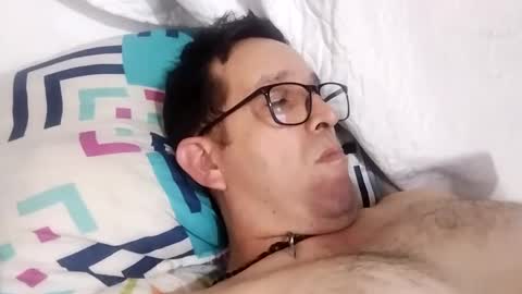 Snapshot of buchs32 chatting on 09-30-25, 05:12 buchs32 online show from 09-30-25, 05:12